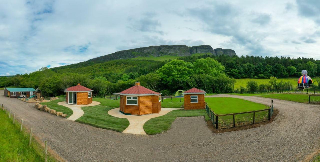 Waterfall Caves Turn-Around-Houses Villa Limavady Exterior foto